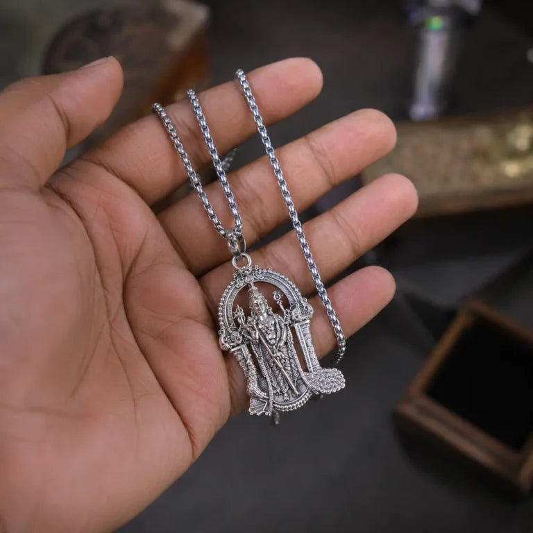 Shree Murugan Silver Pendant with Elegant Chain for Daily